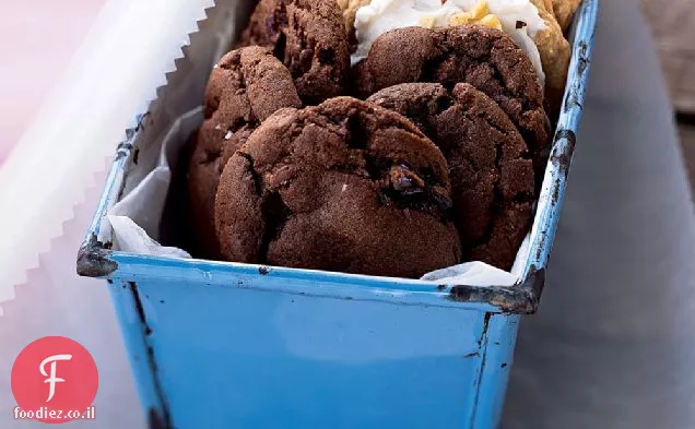 עוגיות שוקולד-דובדבנים לעיסות