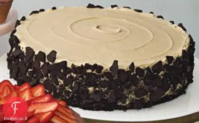 עוגת שוקולד עם ציפוי קפה ועוגיות מרוסקות