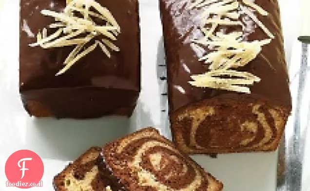 עוגת צינור אוכמניות שוקולד