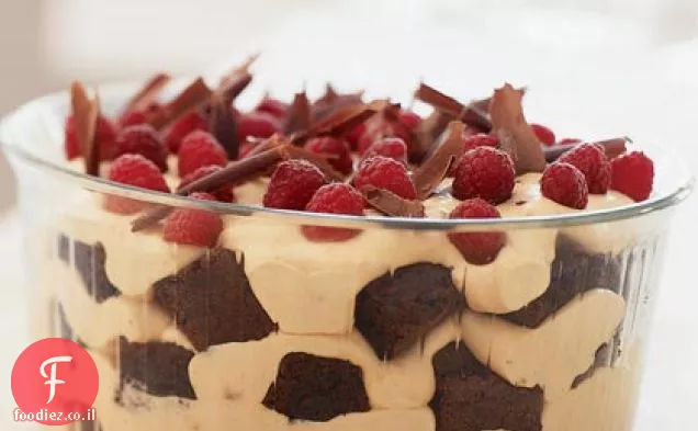עוגת שוקולד-קרמל עם פטל