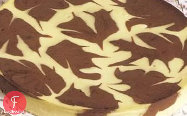 עוגת גבינה מעורבלת שוקולד
