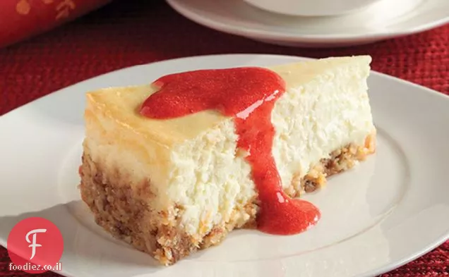 עוגת גבינה בפסח עם רוטב תות