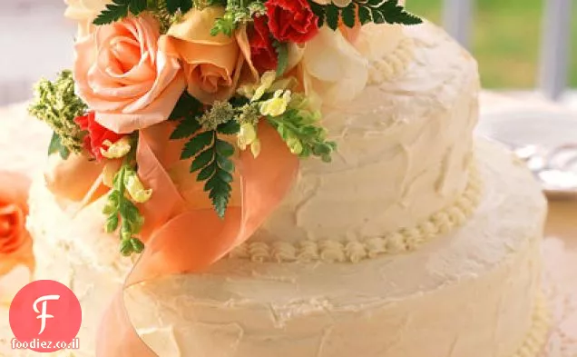 עוגת חתונה כתומה טריה