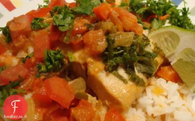Pescado קון קוקו (דגים ברוטב קוקוס)