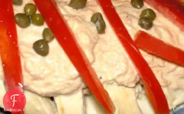 טונאטו עוף (מואר ומואר)