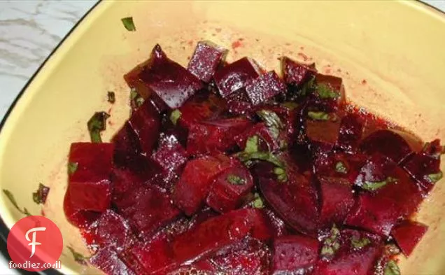 סלט Superfood עם רוטב מרוקאי