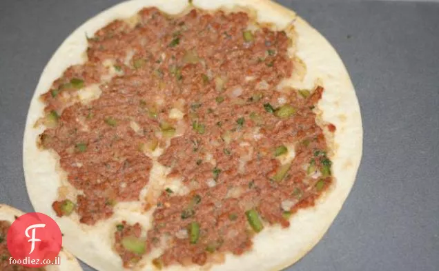 פיצה ארמנית-Lahmajoun