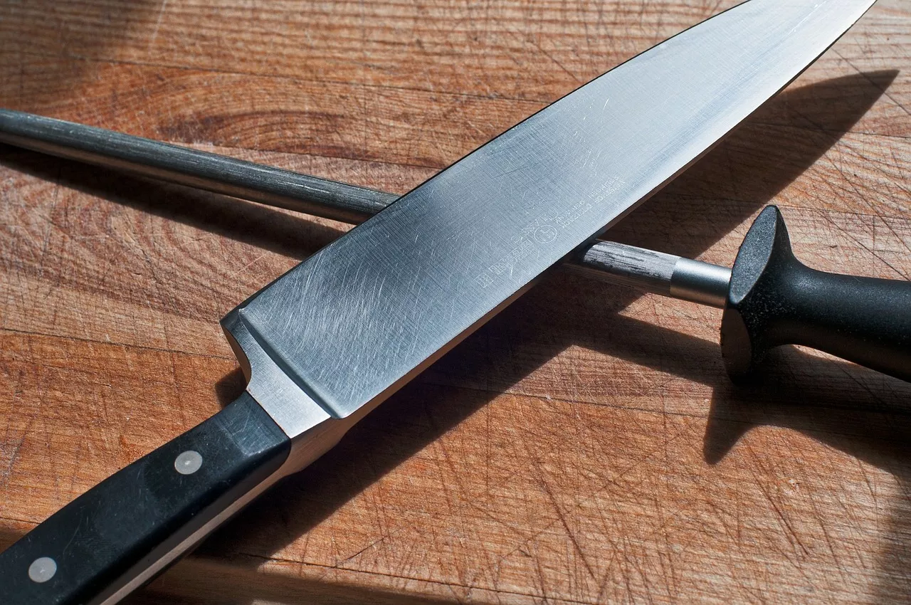 המדריך ל-15 סכיני השף הטובות ביותר לשנת 2023